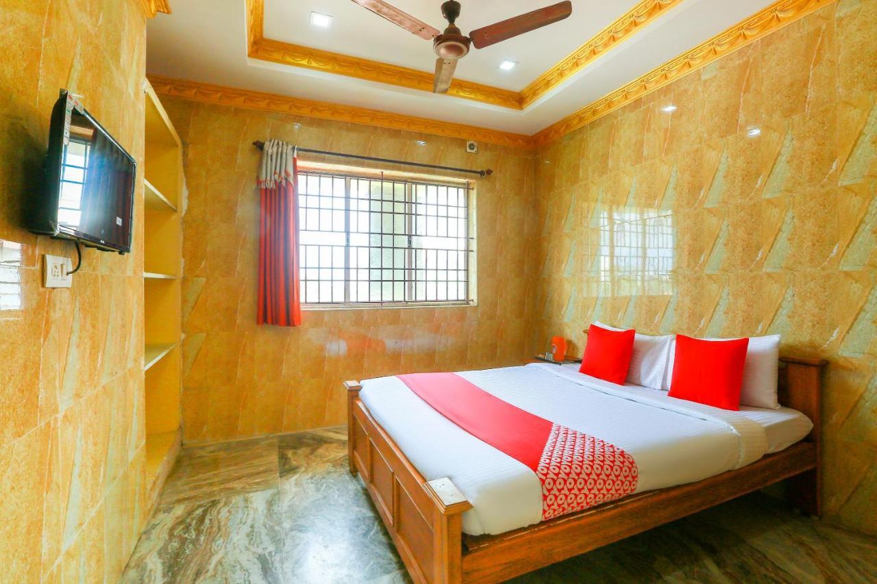 Oyo 68796 Shanthi Mahal Chennai Extérieur photo