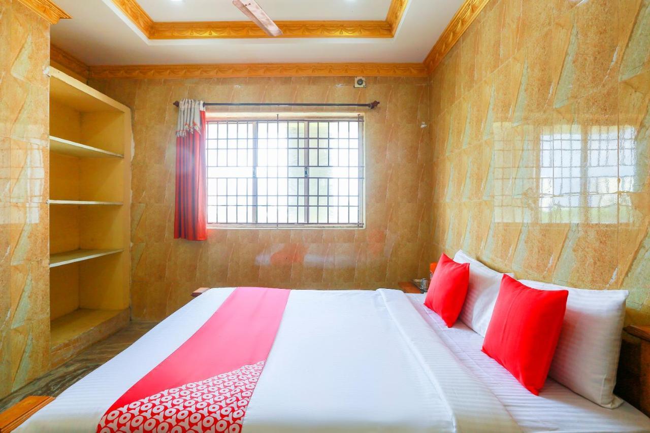 Oyo 68796 Shanthi Mahal Chennai Extérieur photo